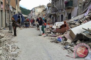 Gempa kuat kembali guncang Italia Tengah