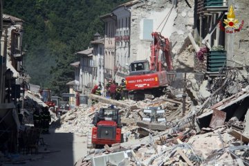 Gempa susulan akibatkan kerusakan baru di Italia Tengah