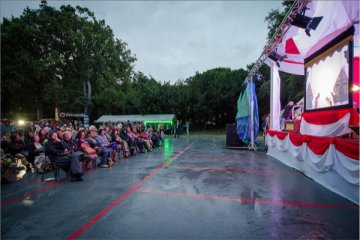 Belanda "digoyang dangdut" oleh Shamilla