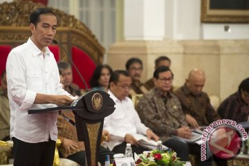 Presiden Jokowi gelar rapat kabinet bahas hasil kunjungan Tiongkok-Laos