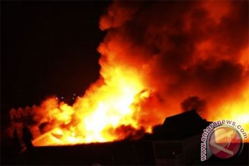 Gudang arsip dinas PU Kabupaten Agam terbakar