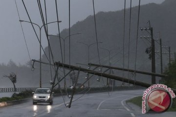 Taiwan tutup pasar dan sekolah sehubungan dengan angin topan