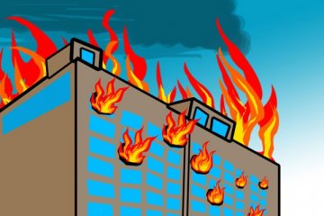 Gedung Bank BRI Life Jalan Paus terbakar