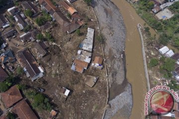 Korban banjir Garut diterapi mengenal alam