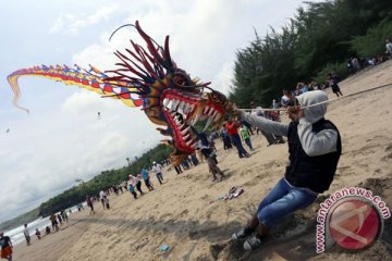 Bantul gelar festival layang-layang di Parangtritis