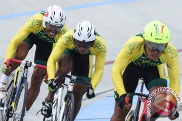 PON 2016 - Ayustina tambah emas balap sepeda Jawa Barat