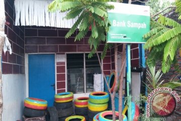 Pemerintah agar tindaklanjuti bank sampah