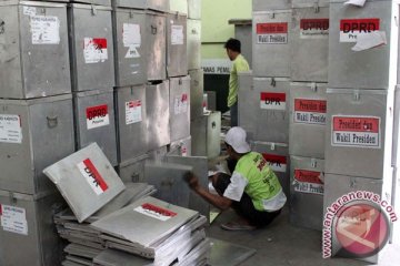 DPR dukung tim sukses Pilkada diatur demi cegah politik uang