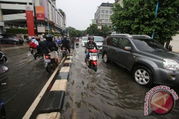 Bangunan liar di Kemang segera ditertibkan