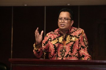 Masyarakat antre untuk disosialisasikan Empat Pilar MPR