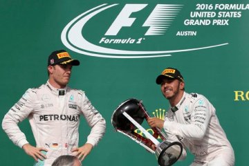 Hamilton ungguli Rosberg untuk start terdepan di AS