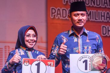 Agus dan Sylviana sedih Pasar Senen terbakar