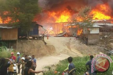 Tempat tinggal TKI di Putra Jaya, Malaysia, terbakar