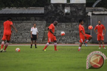 Persija-Persib sama-sama ngotot ingin kemenangan di Solo