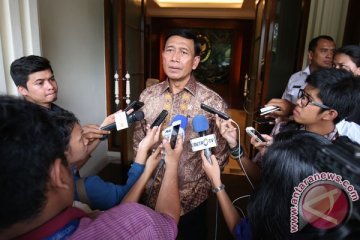 Wiranto: revisi UU Terorisme mencakup bantuan untuk korban