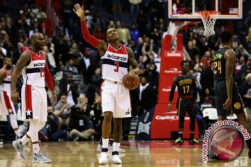 Wizards raih kemenangan perdana, kalahkan Hawks 95-92