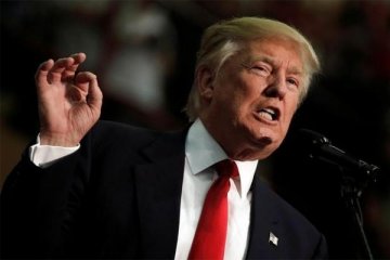 Beda dengan selebritis, enam agamawan akan hadiri pelantikan Trump