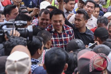 Anggota FPI tolak kedatangan Ahok di Jatipadang