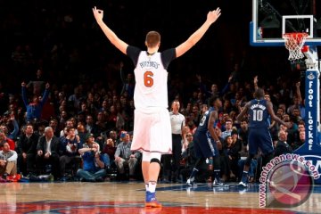 Dallas dapatkan Porzingis dari Knicks