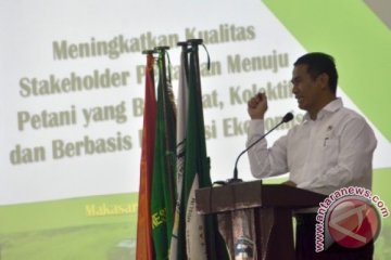 KULIAH UMUM MENTAN DI UNM