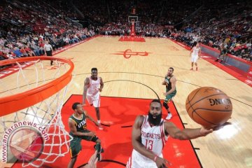 Harden "triple-double", Rockets bekuk Kings 132-98