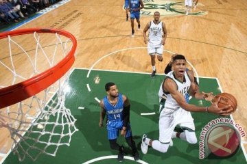 Bucks bekuk Magic 93-89 berkat "triple-double" Antetokounmpo