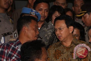 Ahok diperiksa hampir 9 jam, dicecar 27 pertanyaan