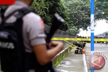 Satpam yang lumpuhkan meneror BRI dapat penghargaan dari polisi