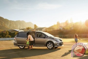 Toyota recall 744.000 Sienna