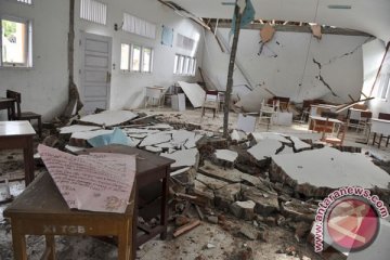 Puluhan sekolah rusak dan tiga pendidik meninggal akibat gempa Pidie