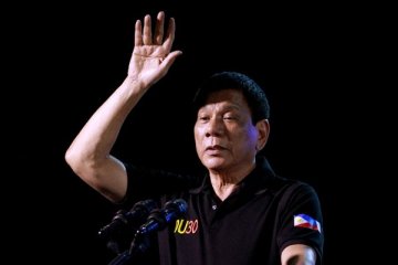 Ratusan polisi nakal Filipina tidak jalankan perintah Presiden Duterte