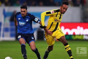 10 pemain Dortmund tahan imbang Hoffenheim 2-2