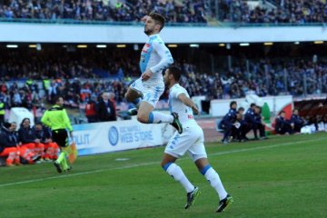 Hasil dan Klasemen Liga Italia, Napoli ke tiga besar