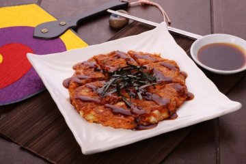 Menyantap kuliner Korea di Samwon House (video)