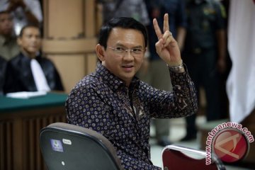 Empat putusan sela perkara Ahok