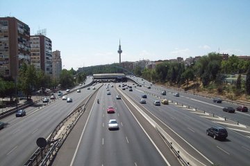 Madrid batasi mobil pribadi untuk atasi polusi