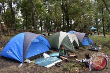 Pendaki Gunung Lawu meningkat saat liburan panjang