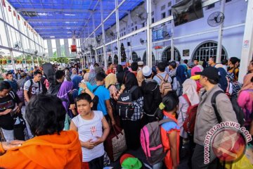 Libur panjang, Menhub tinjau Stasiun Pasar Senen