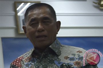 Menhan: Alutsista TNI gunakan produk dalam negeri