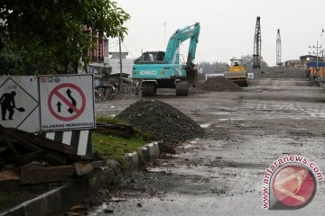 Bekasi bangun tiga proyek pendukung jalur kereta
