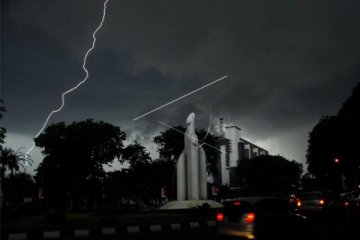 Kelurahan Pasar Minggu telusuri sumber suara dentuman