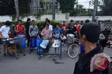 Bermusik Gunakan Barang Bekas