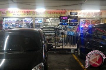 Cara penjual aksesoris mobil hadapi persaingan dengan toko daring