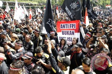 Suku Dayak Kalteng minta FPI dibubarkan