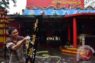 Vihara Avakokitesvara di Palangka Raya gelar ibadah Imlek