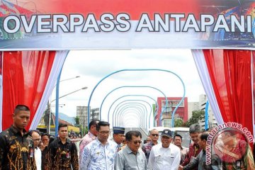 Wapres resmikan jembatan layang "pelangi" Antapani