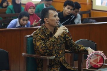 Empat mantan anggota DPRD Sumut diperiksa tujuh jam