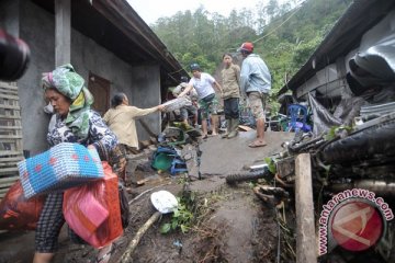 Banjir bandang-tanah longsor hantam Kota Bitung