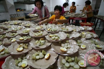 11.760 porsi lontong Cap Go Meh ludes