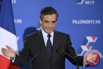 Calon presiden Prancis, Francois Fillon, hadapi proses hukum terkait pekerjaan palsu